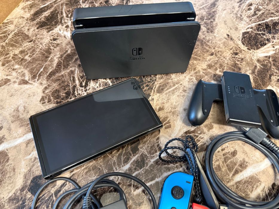 Consolă Nintendo switch oled