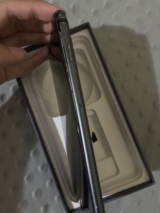 Продам iPhone 7 Plus 64 ГБ.