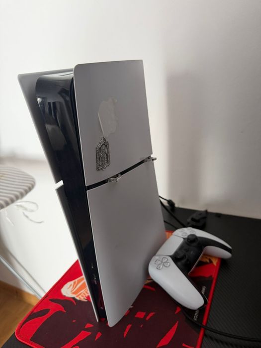 Ps5 Digital Slim ca nou