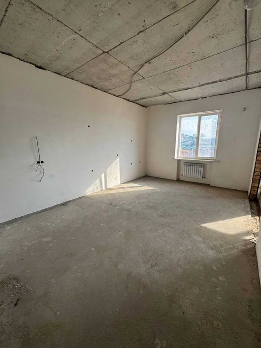 4-комн. в Gabus на 9/9 — 133 м² + кладовка 30 м², коробка, Глинка`