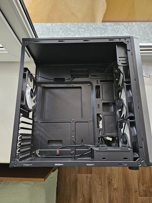 Продам корпус ПК