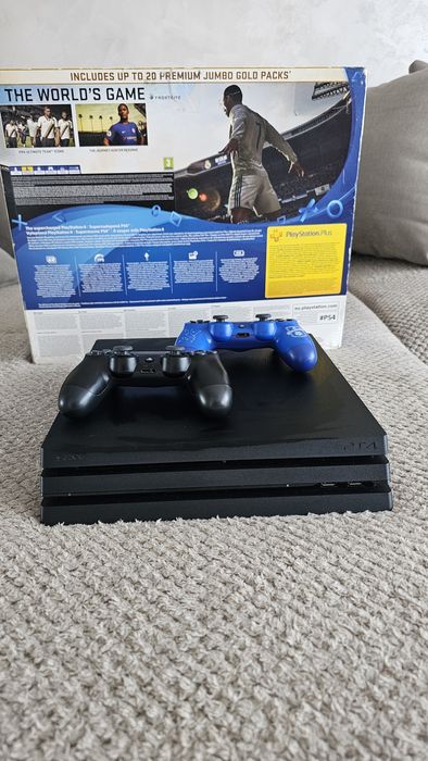 Vand ps4 pro fc 26 ca nou playstation
