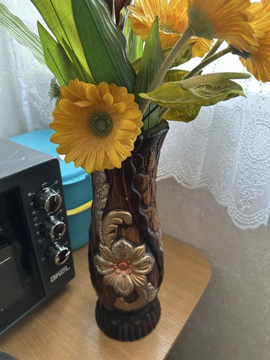 Продам вазу в хорошем состояний