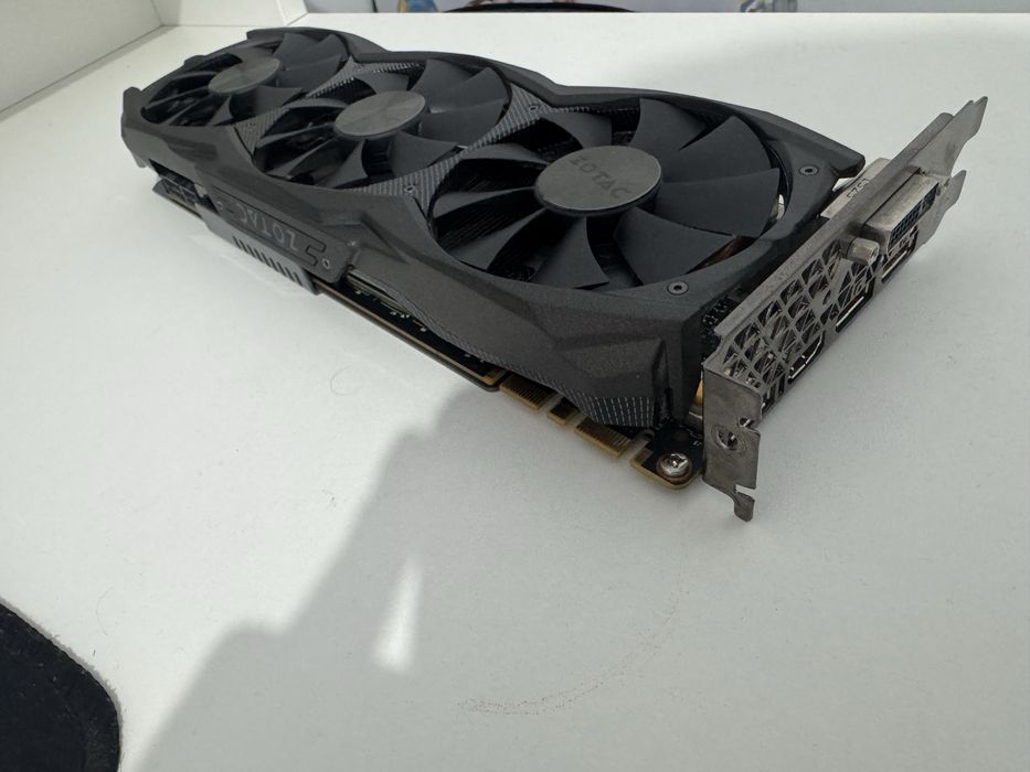 Zotac GeForce GTX 980 Ti AMP! Edition 6GB GDDR5 384-bit