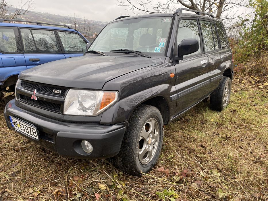 Dezmembrez pajero pinini 1.8 si 2.0 gdi Mitsubishi pajero pinin piese