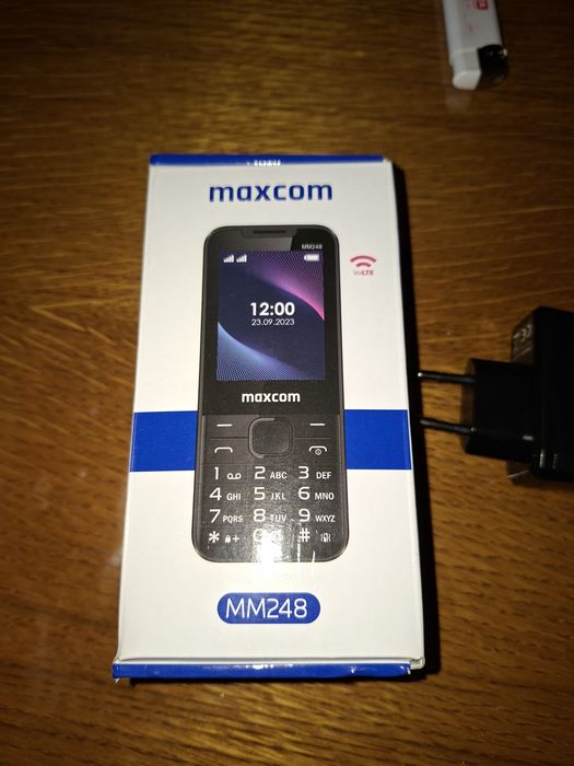 Telefon Mobil Maxcom MM248 4G Dual Sim  sigilat liber de retea