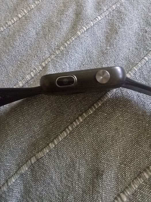 продавам смарт часовник Lige