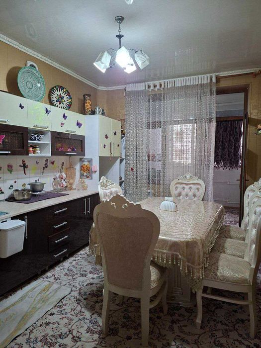 Медиапарк Шахар хокимяти 6 хонали квартирв ижарага берилади. ID: 1885