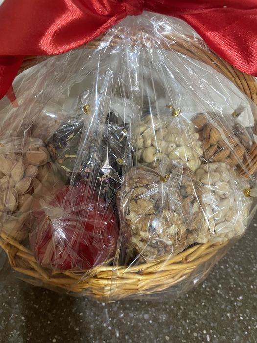 Сухофрукты корзина