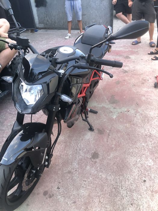 Benelli.   BN125