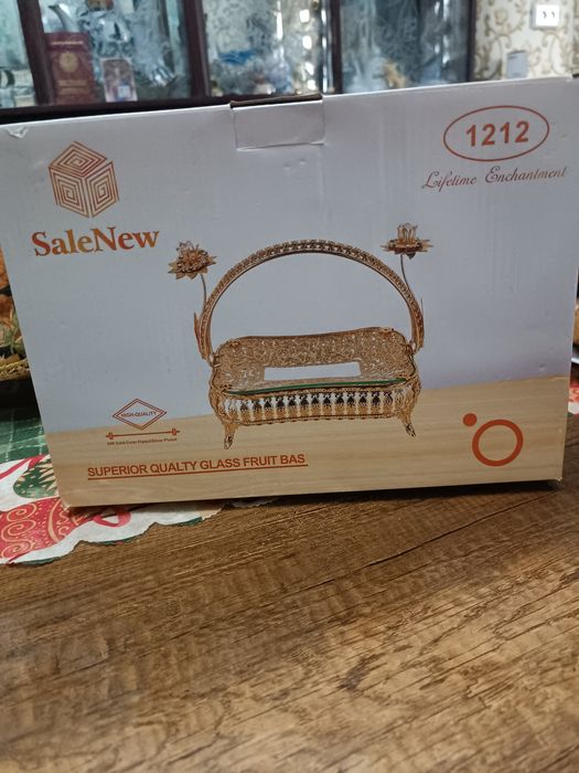 Продаю сахарницу( конфетницу) Новая