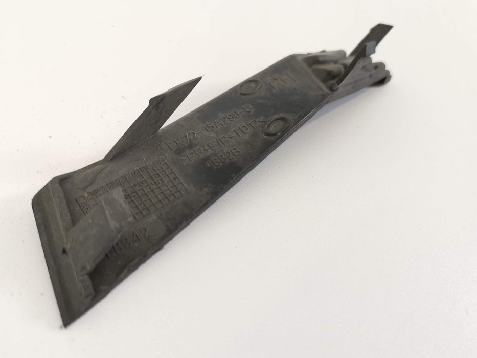 Декоративен Елемент Предна Броня Дясна Страна Ланд Ровер DISCOVERY SPO