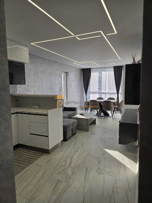 Дава се под наем Тристаен апартамент в Пловдив, Съдийски - 105 кв.м за 700 € - Снимка #3