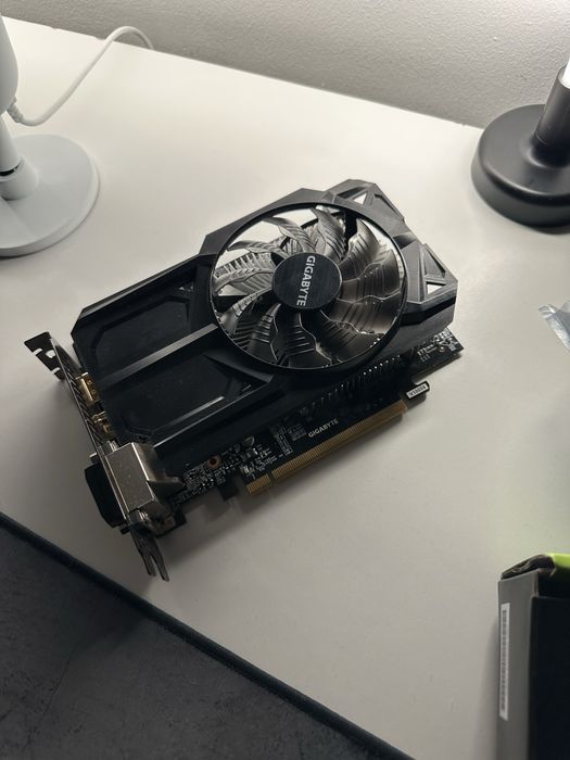 Vand Componente Pc & Laptop !