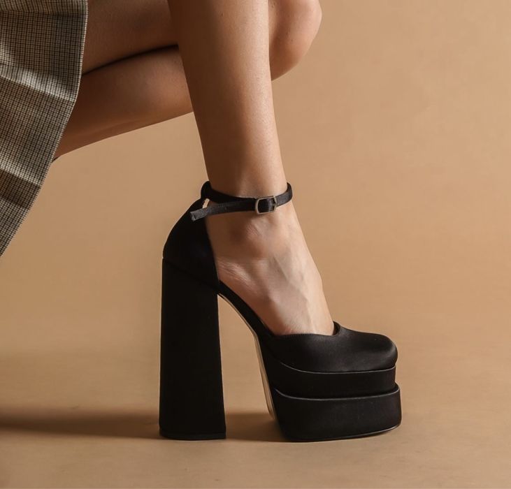 Туфли на каблуке и платформе