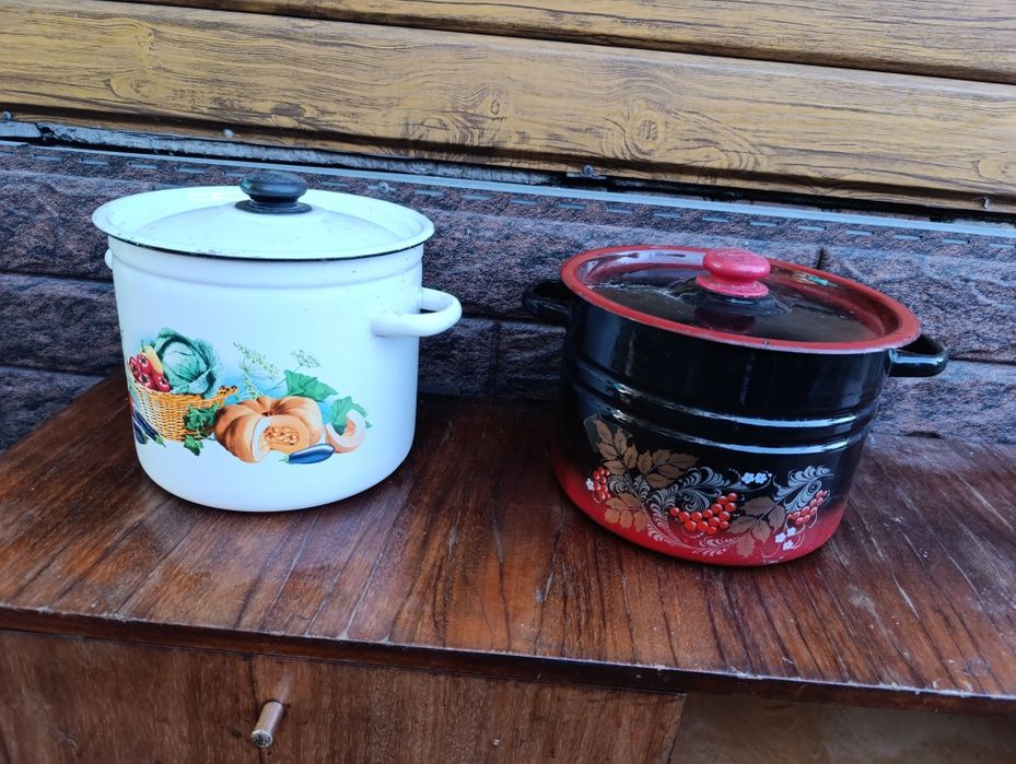 Продам эмалированные кастрюли