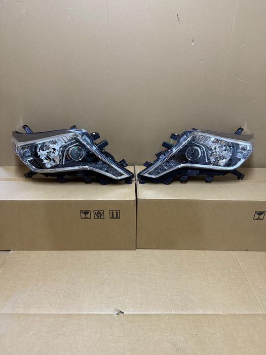 Фары на Land Cruiser Prado 150