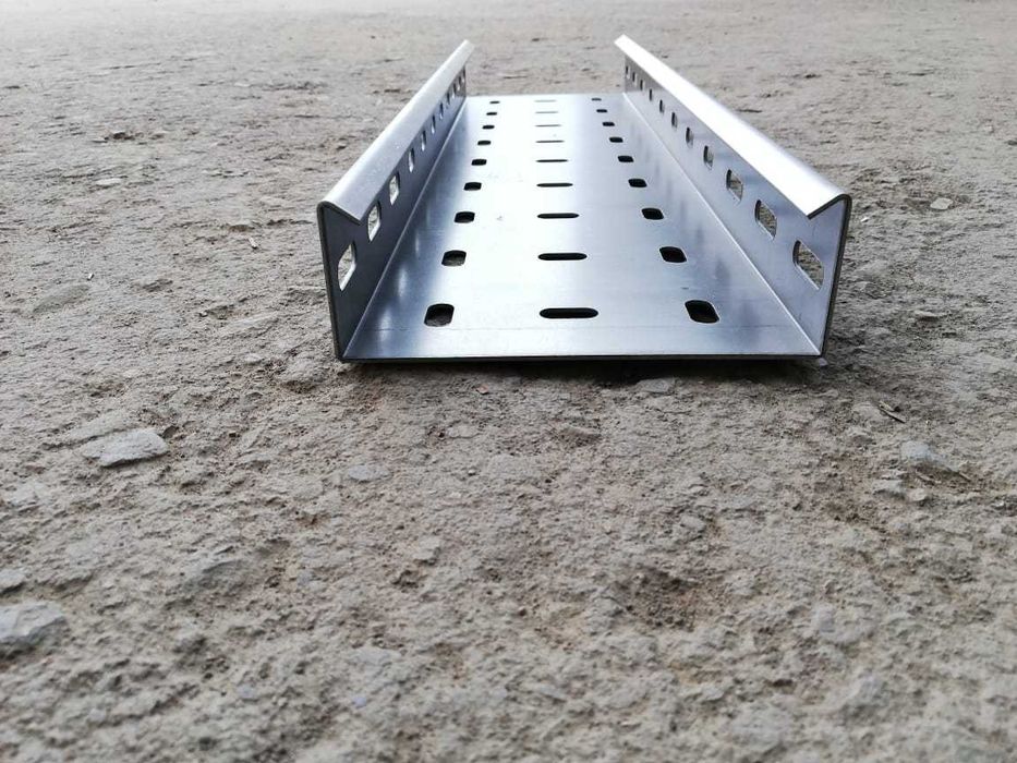 Кабельный лоток перфорированный