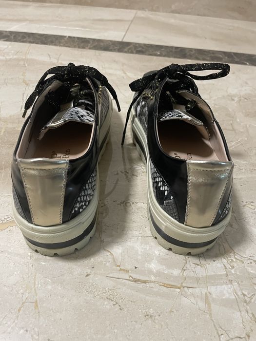 Обувки Sara pen.