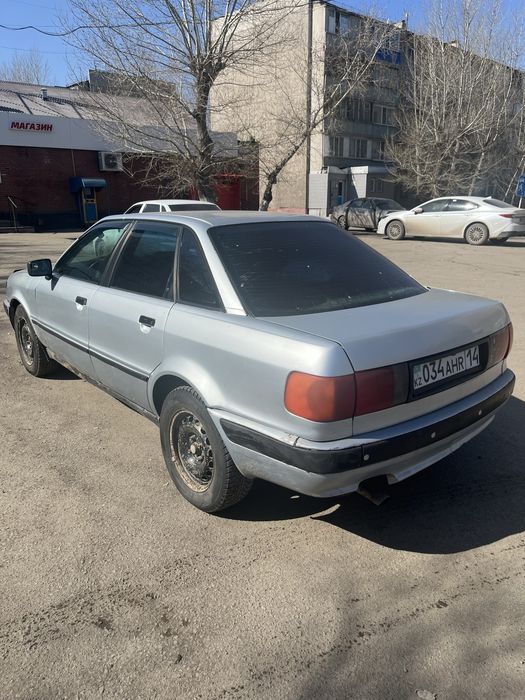 Продам Audi 80 B4 1992 года