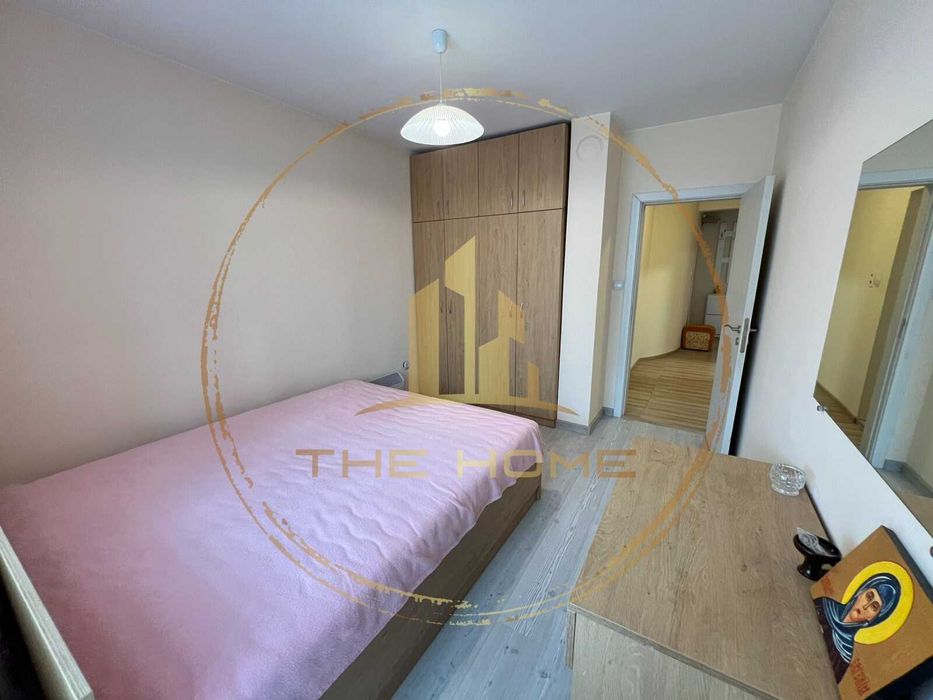 Отлична цена 3 стаен Колхозен Пазар