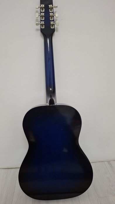 Продаю    гитара