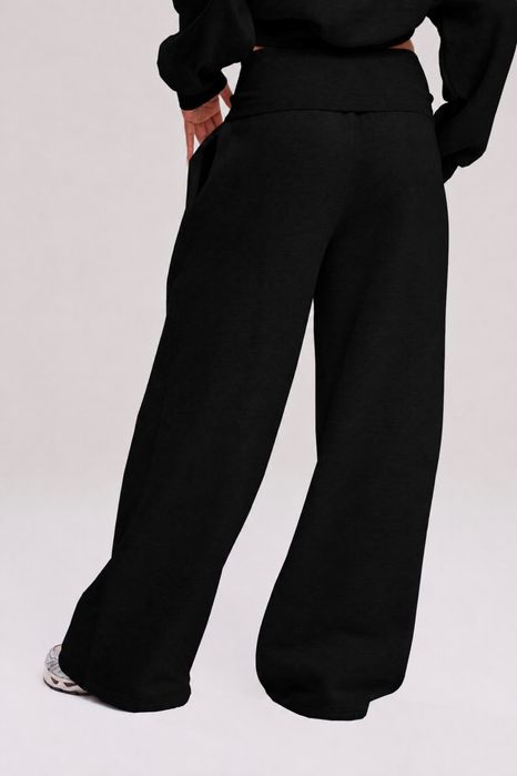 Pantaloni extra largi cu talia îndoită, stil boho