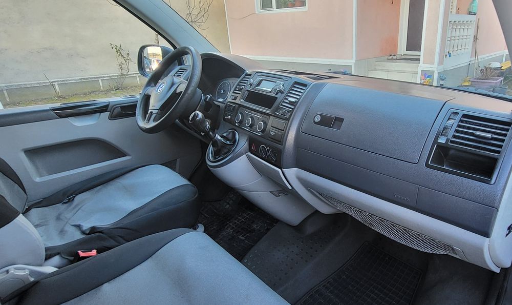 Volkswagen Caravelle Facelift, T 5.1  LUNG, 9 Locuri