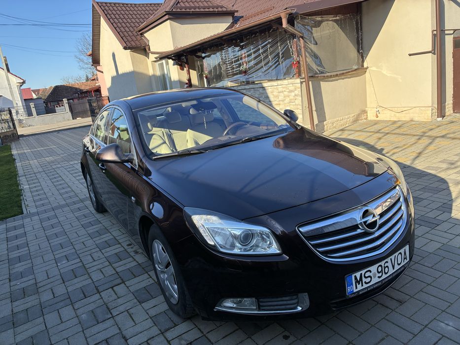 Opel insignia 2011