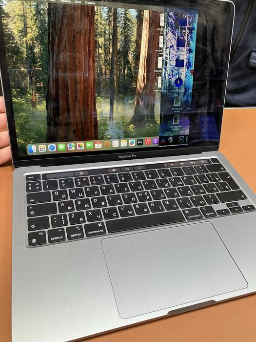 Продается macbook pro m1 сломан дисплей