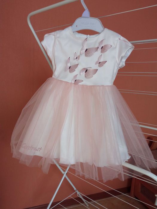 Симпатична официална рокличка