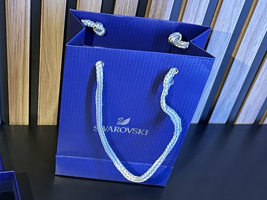Ново дамско колие Swarovski Swan Necklace Silver с пълна опаковка