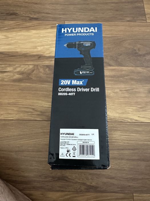 Masina de gaurit si insurubat Hyundai DD20S-40TT