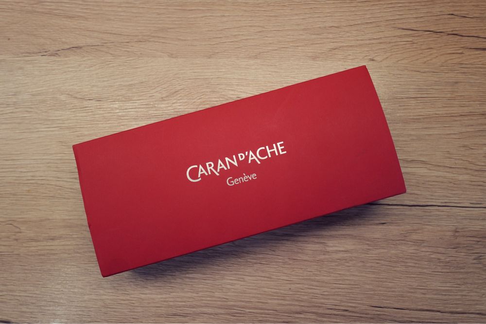 Pix Caran D’Ache Leman Slim Nou elvetian Swiss cutie manual stilou