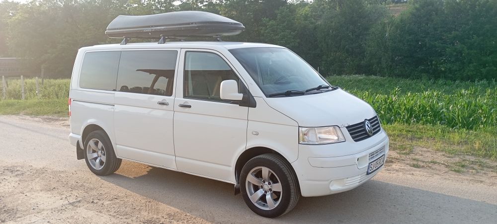 VOLKSWAGEN Transporter