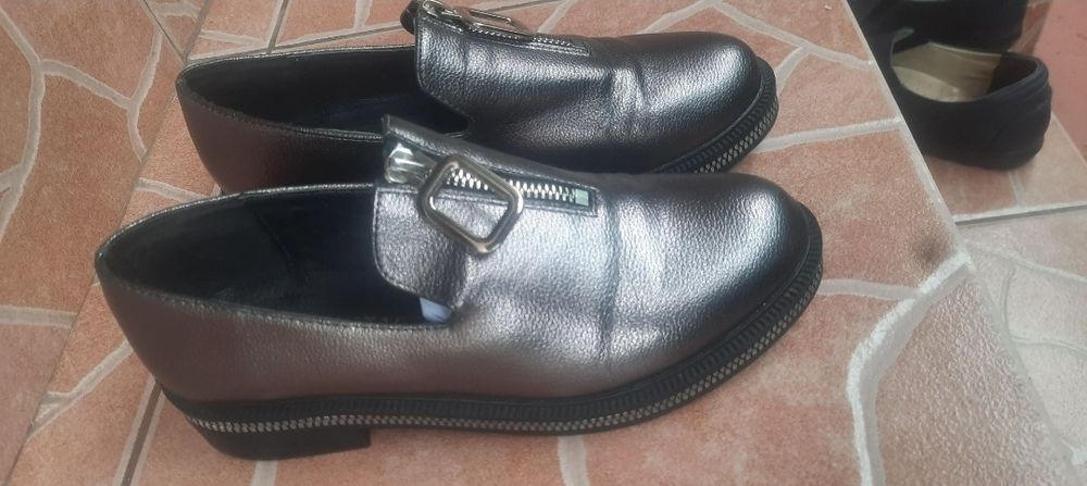 Pantofi dama moderni