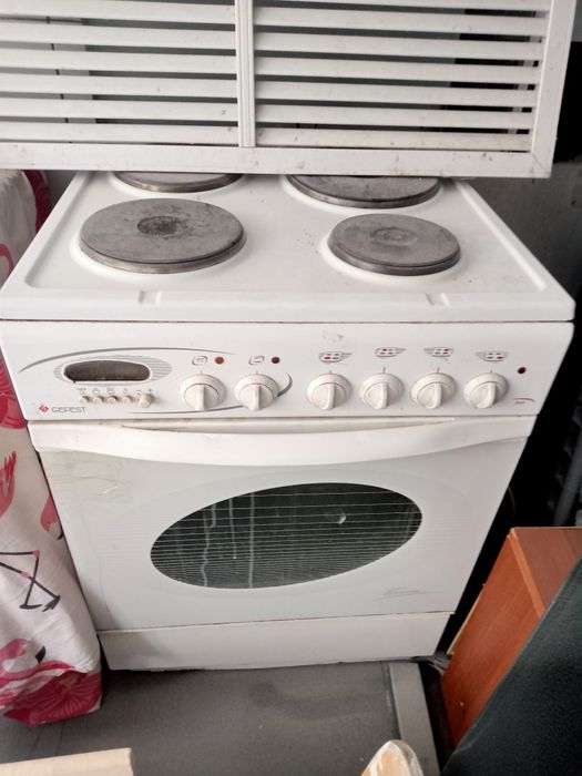 Электроплиты 15000 за единицу