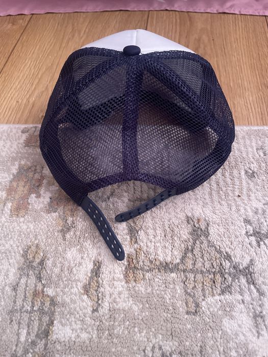 Продам кепку новую