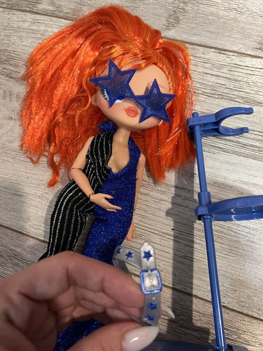 Papusa LOL Omg.         .