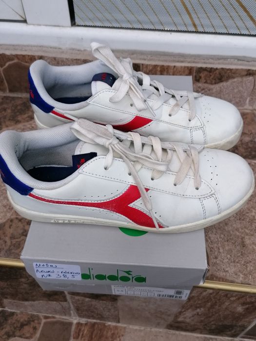 Маратонки Diadora