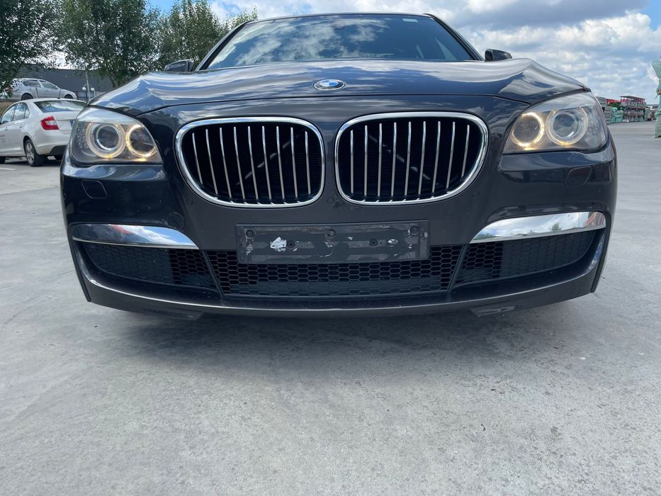 Dezmembrez piese BMW F01 seria 7 730 740 d M Pachet