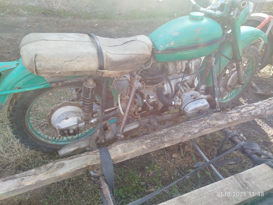 Продам Урал , или обмен на любой скот