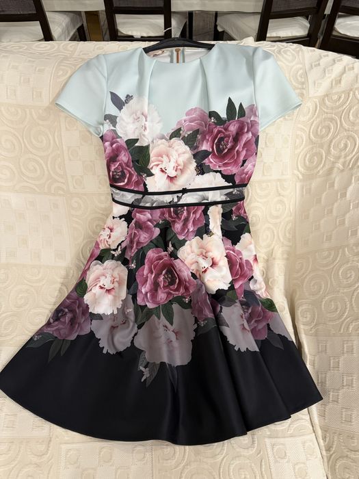 Платье Ted BAKER