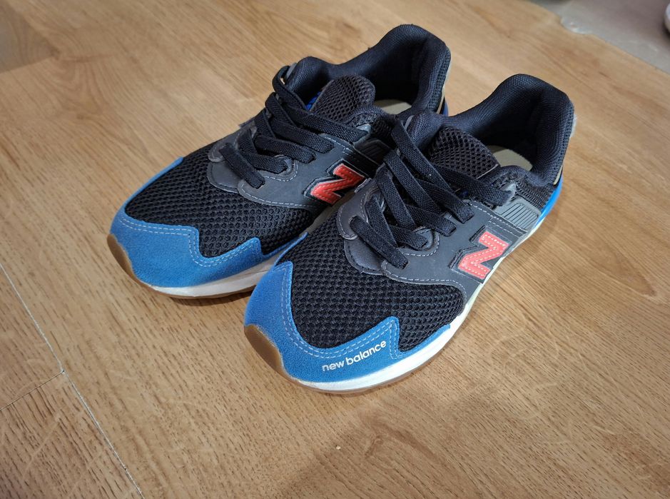Vand adidasi copii New Balance