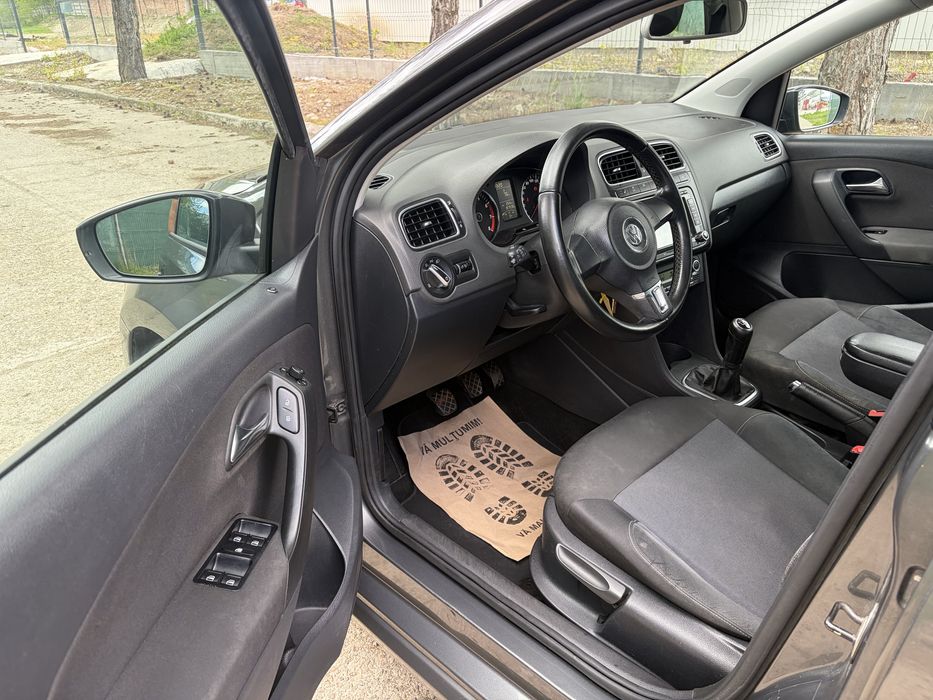Volkswagen Polo 6R 1.4-16v  Benzină Highline-Bussines