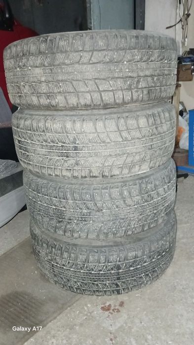 Продам 15 диски с резиной не вареные