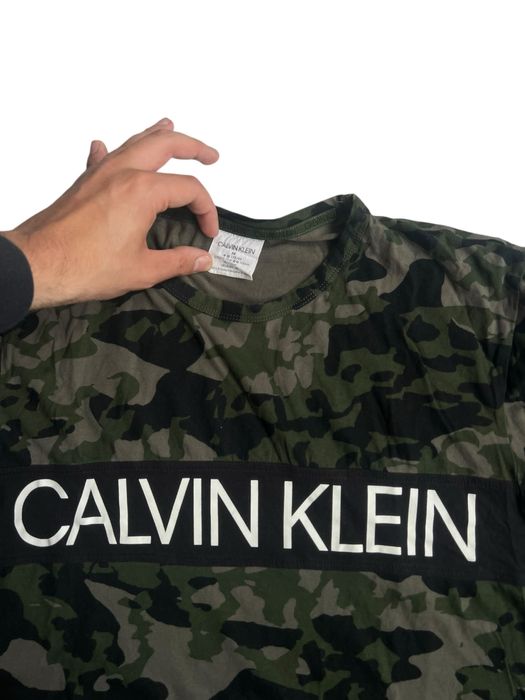 Calvin Klein  3 бр. Мъжки Тениски / XS/S,S,М / Оригинал