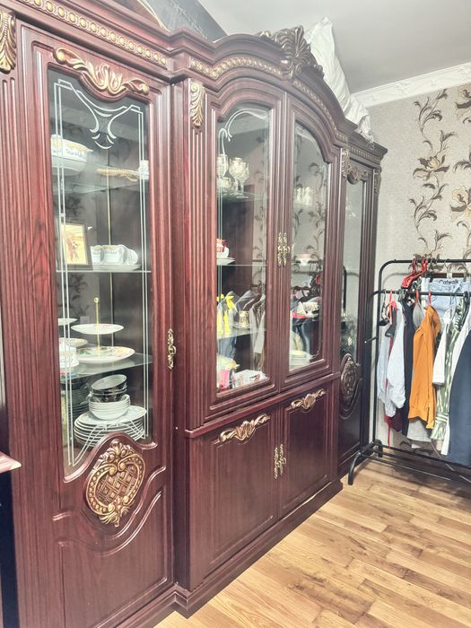 Сервант для посуды