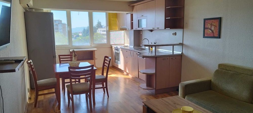 Продава се Тристаен апартамент в Варна, Владислав Варненчик - 74 кв.м за 1729 €/кв.м - Снимка #4