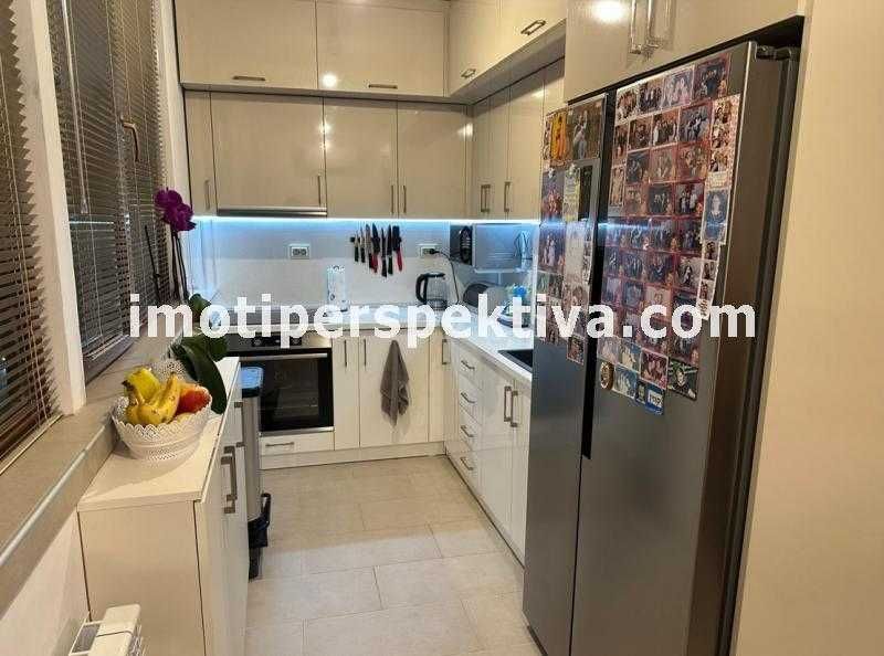 Продава се Многостаен апартамент в Пловдив, Кючук Париж - 130 кв.м за 1554 €/кв.м - Снимка #1